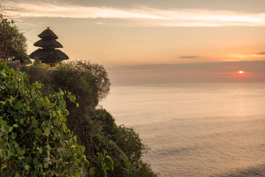 uluwatu temple